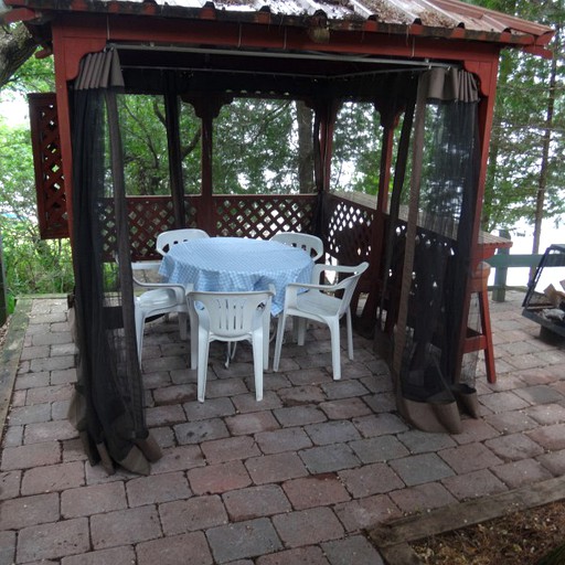 Cabins (Algonquin Park, Ontario, Canada)