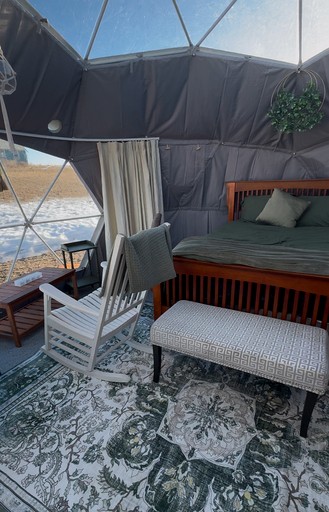 Vacation Rentals (Canada, Redcliff, Alberta)