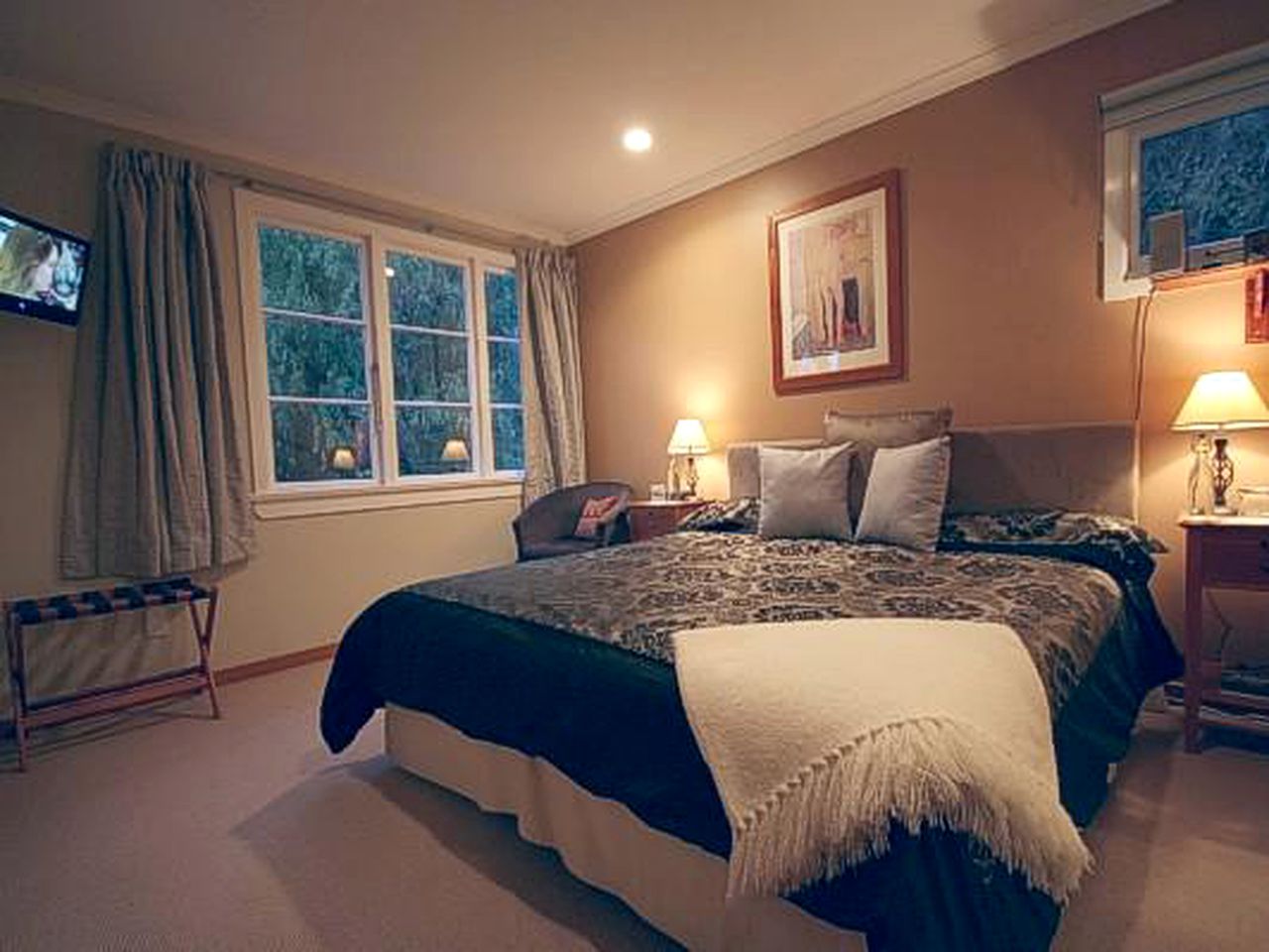 Nature Lodges (Queenstown, South Island, New Zealand)