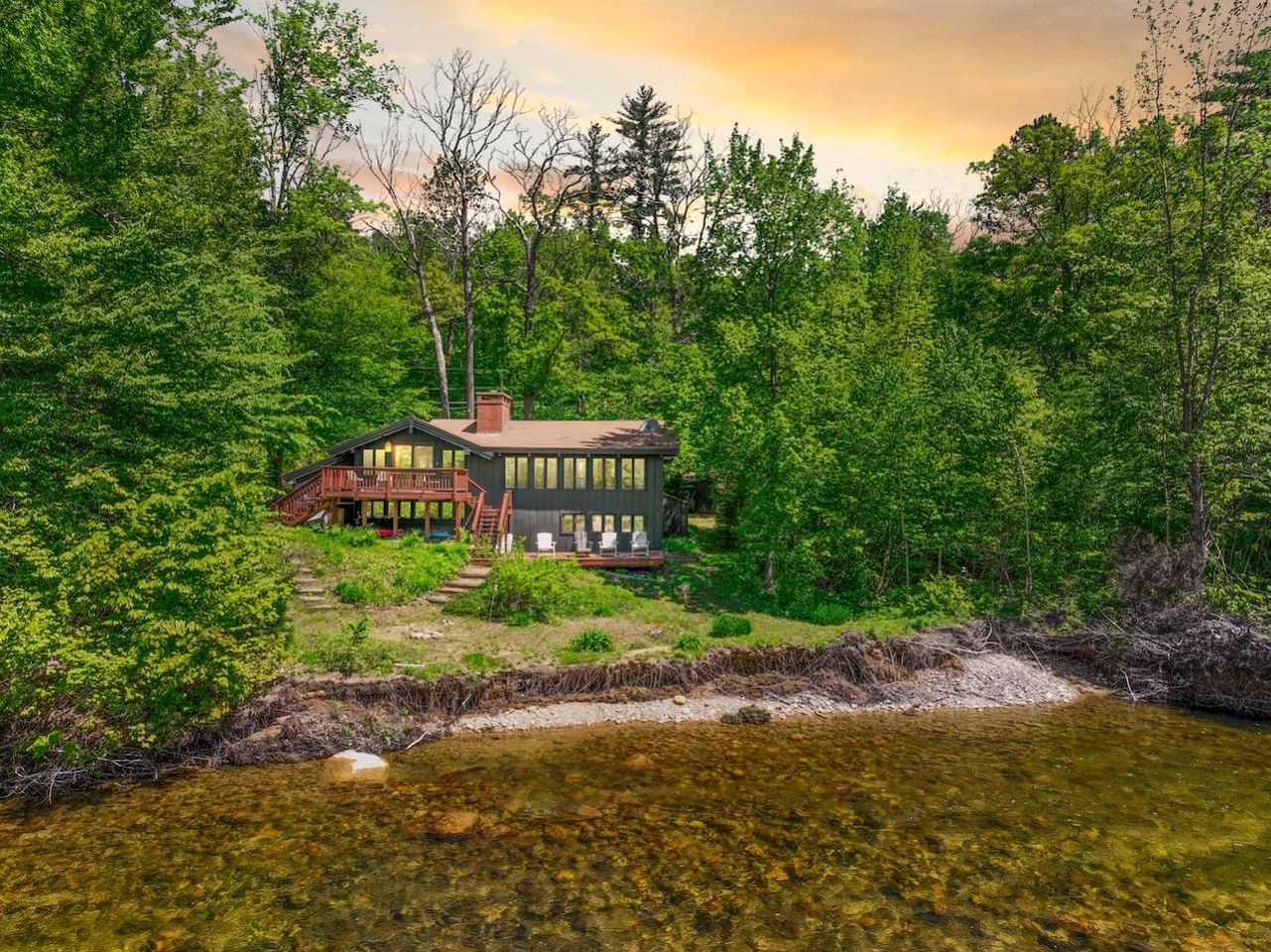 Modern Cabin Riverfront Retreat Near Attitash Mountain in Bartlett, New Hampshire