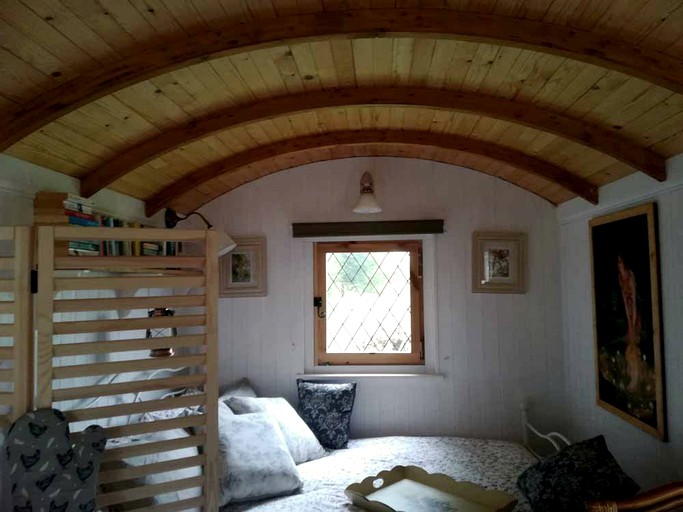 Huts (Oswestry, England, United Kingdom)