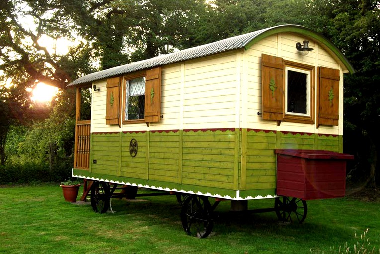 Huts (Oswestry, England, United Kingdom)