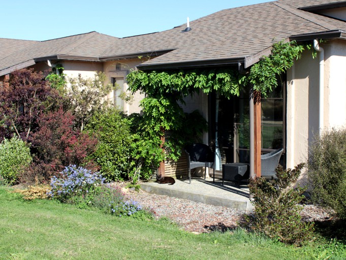 Nature Lodges (Masterton, North Island, New Zealand)