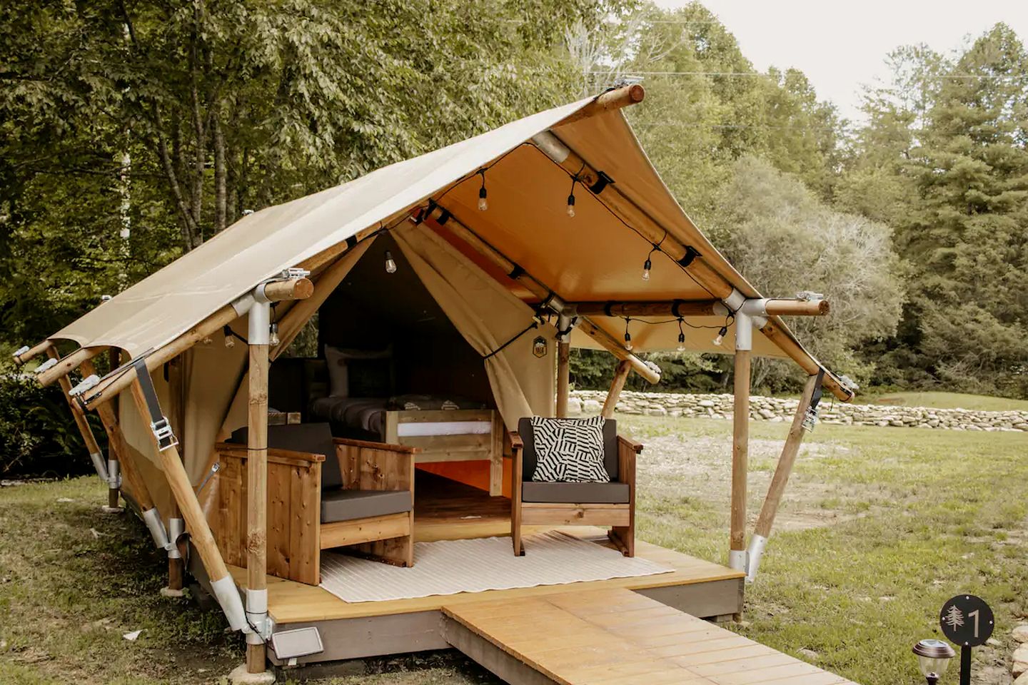 Safari Tents (United States of America, Erwin, Tennessee)