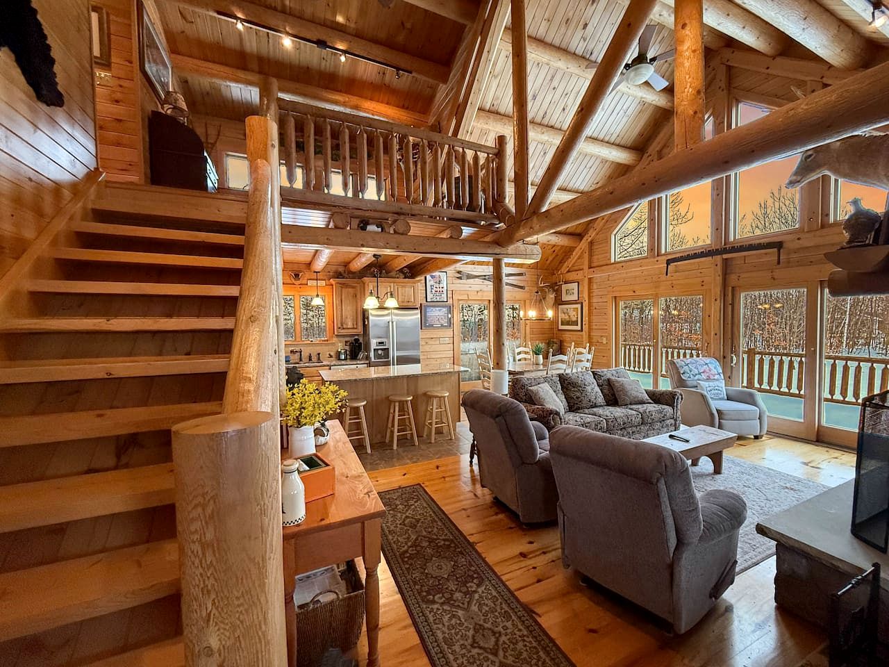 Cozy Log Cabin Retreat with Mountain Views in Bridgton, Maine
