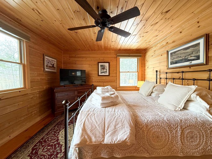 Cabins (United States of America, Bridgton, Maine)