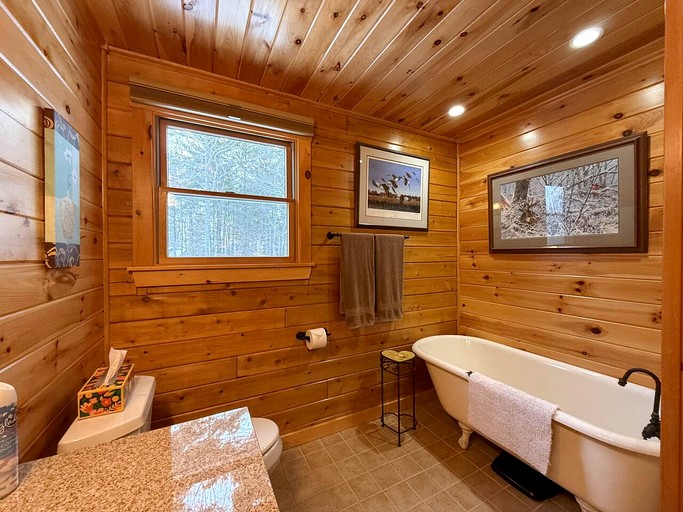 Cabins (United States of America, Bridgton, Maine)