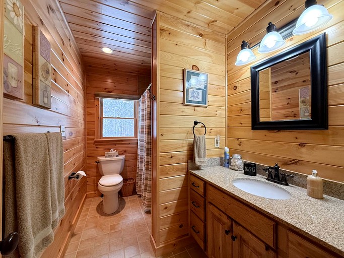 Cabins (United States of America, Bridgton, Maine)