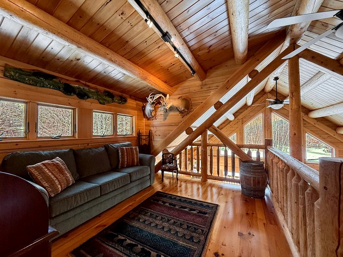 Cabins (United States of America, Bridgton, Maine)