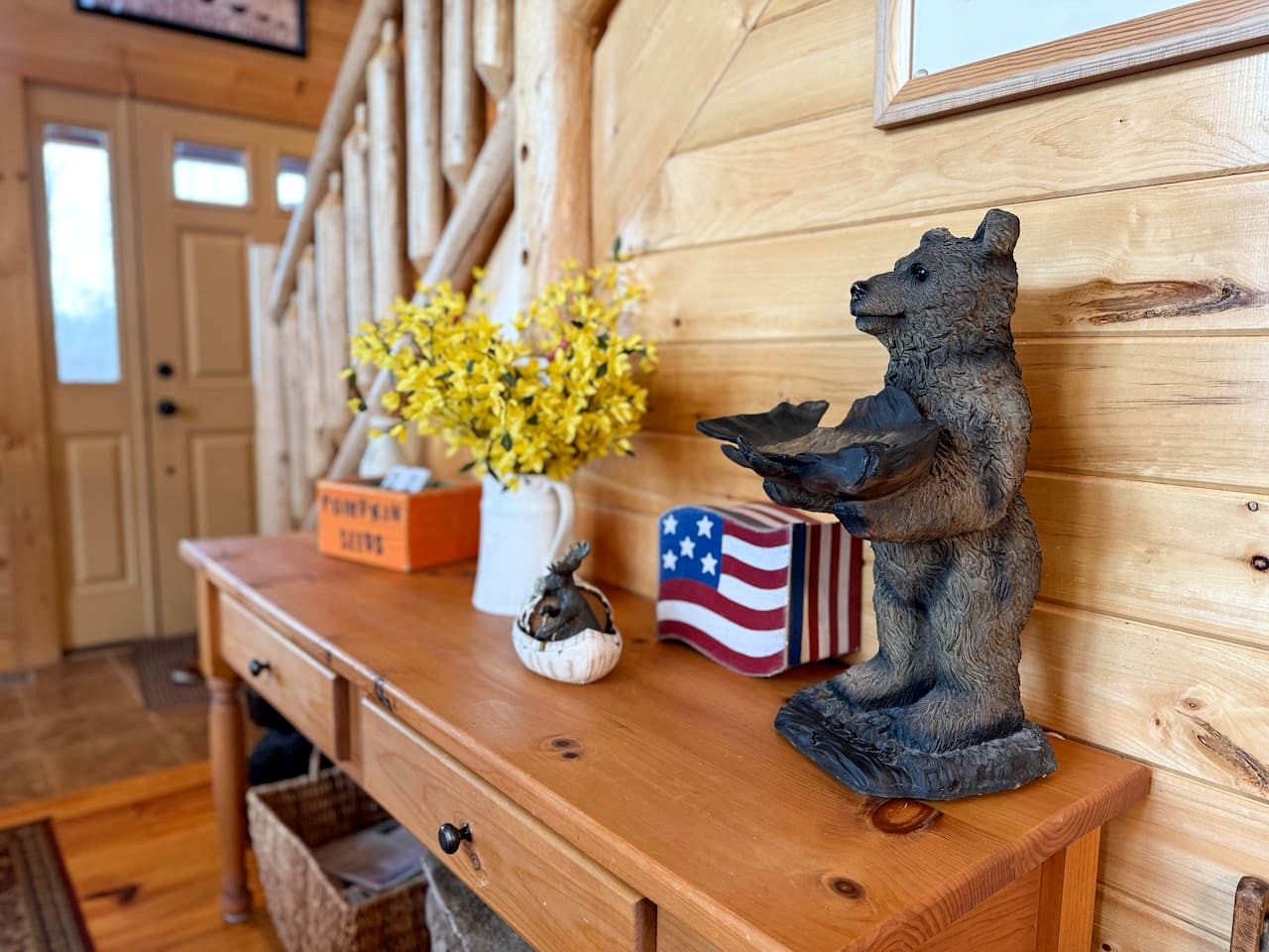 Cozy Log Cabin Retreat with Mountain Views in Bridgton, Maine