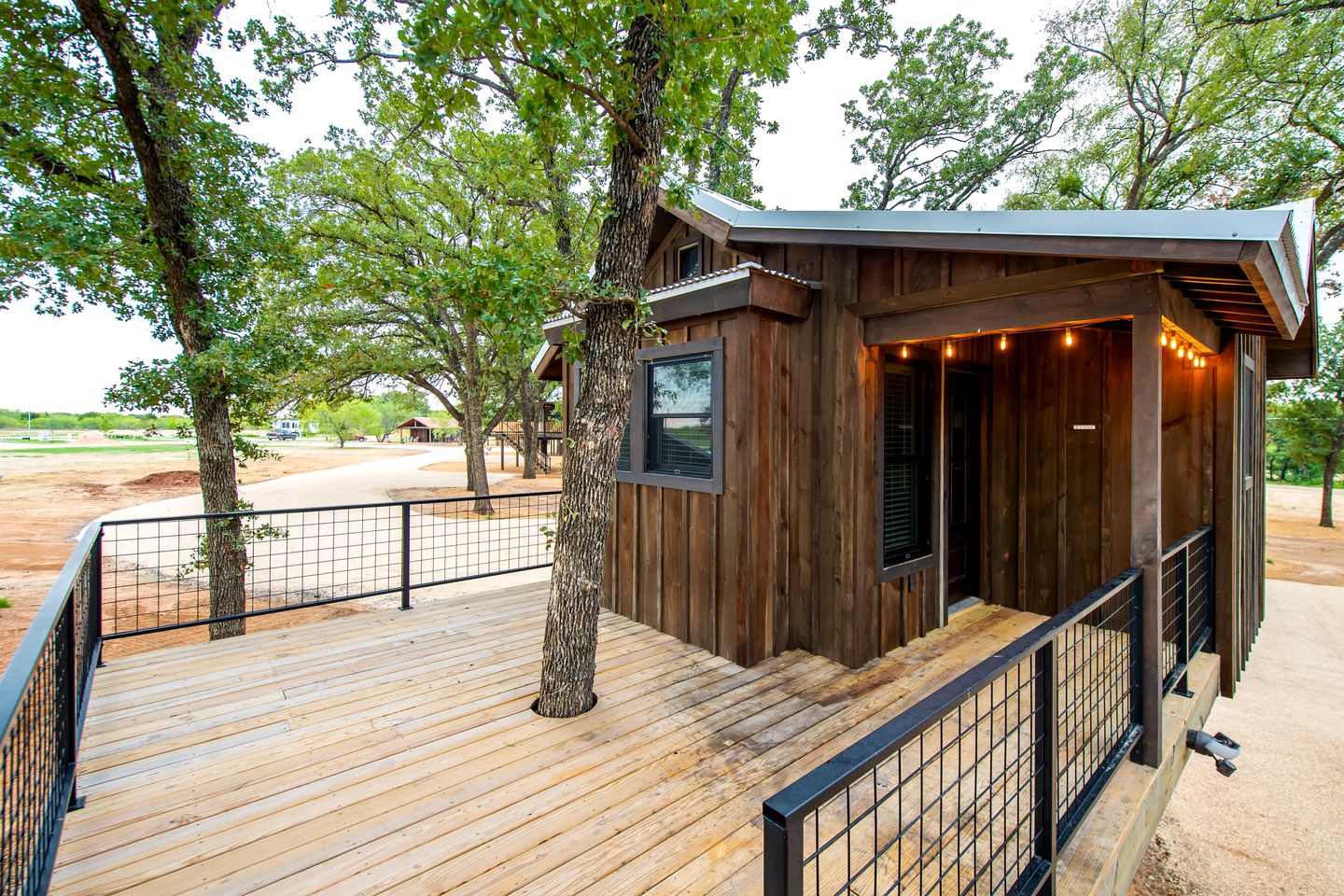 Tree Houses (United States of America, Elm Mott, Texas)