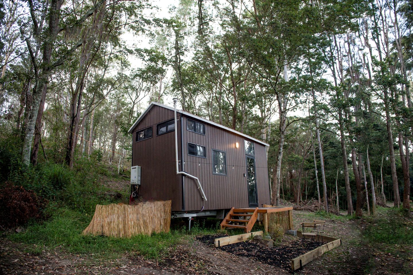 Magnificent Riverfront Tiny House with Fire Pit in Eagleton, New South Wales