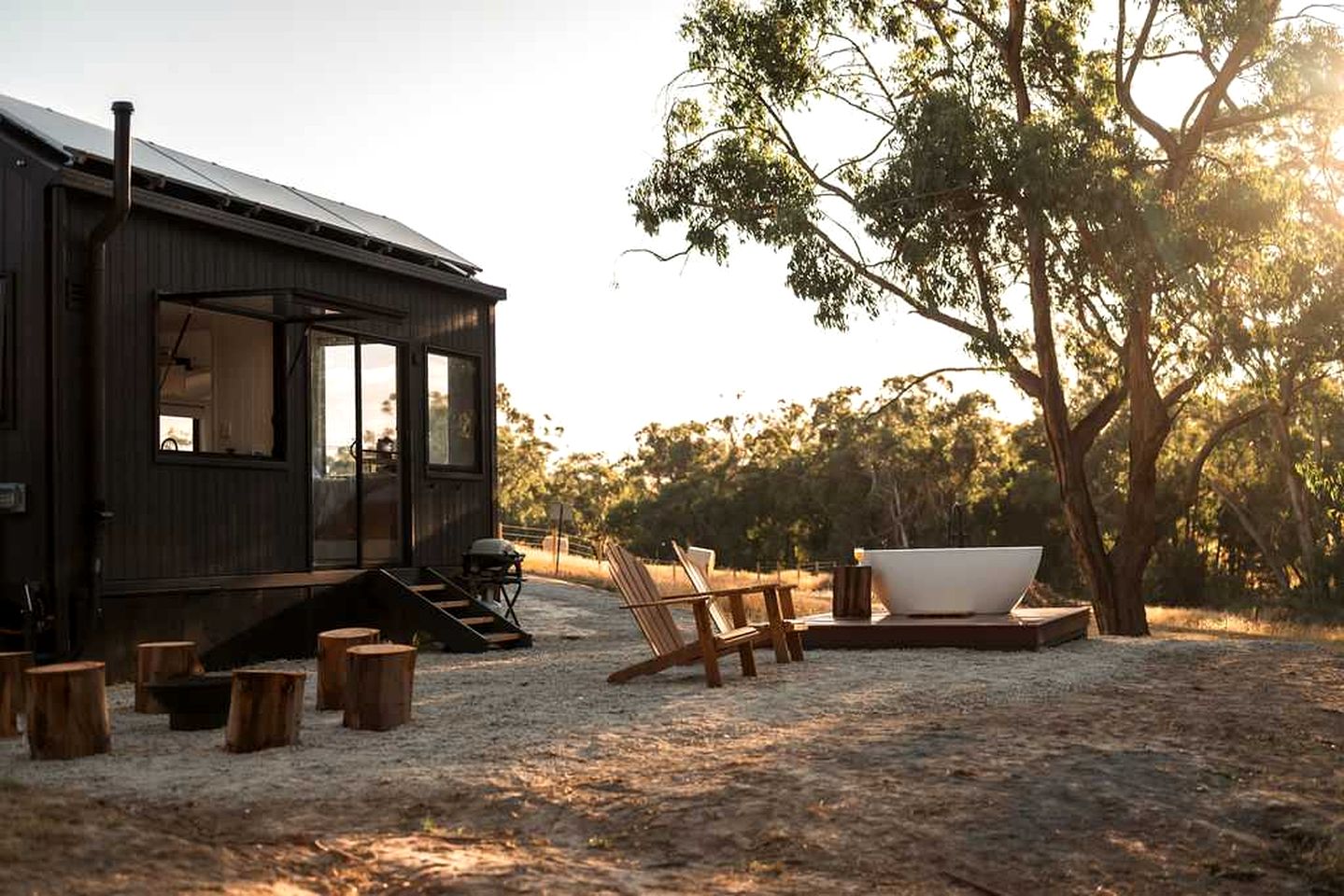 Secluded Tiny Home with Bird-Watching Hut near Loch, Victoria