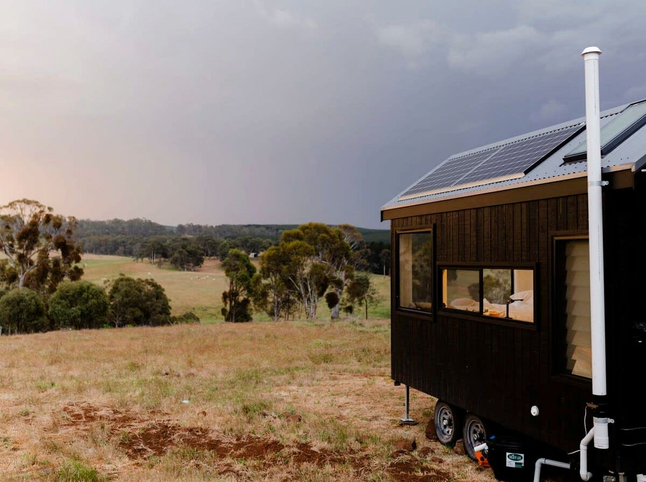 Secluded Tiny House with Breathtaking Vistas in Norway, New South Wales