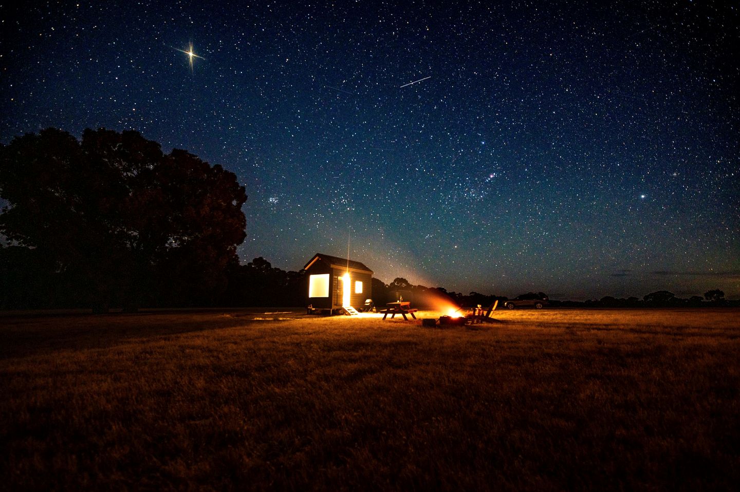 Breathtaking Tiny House with Delightful Sky Views in Pomonal, Victoria