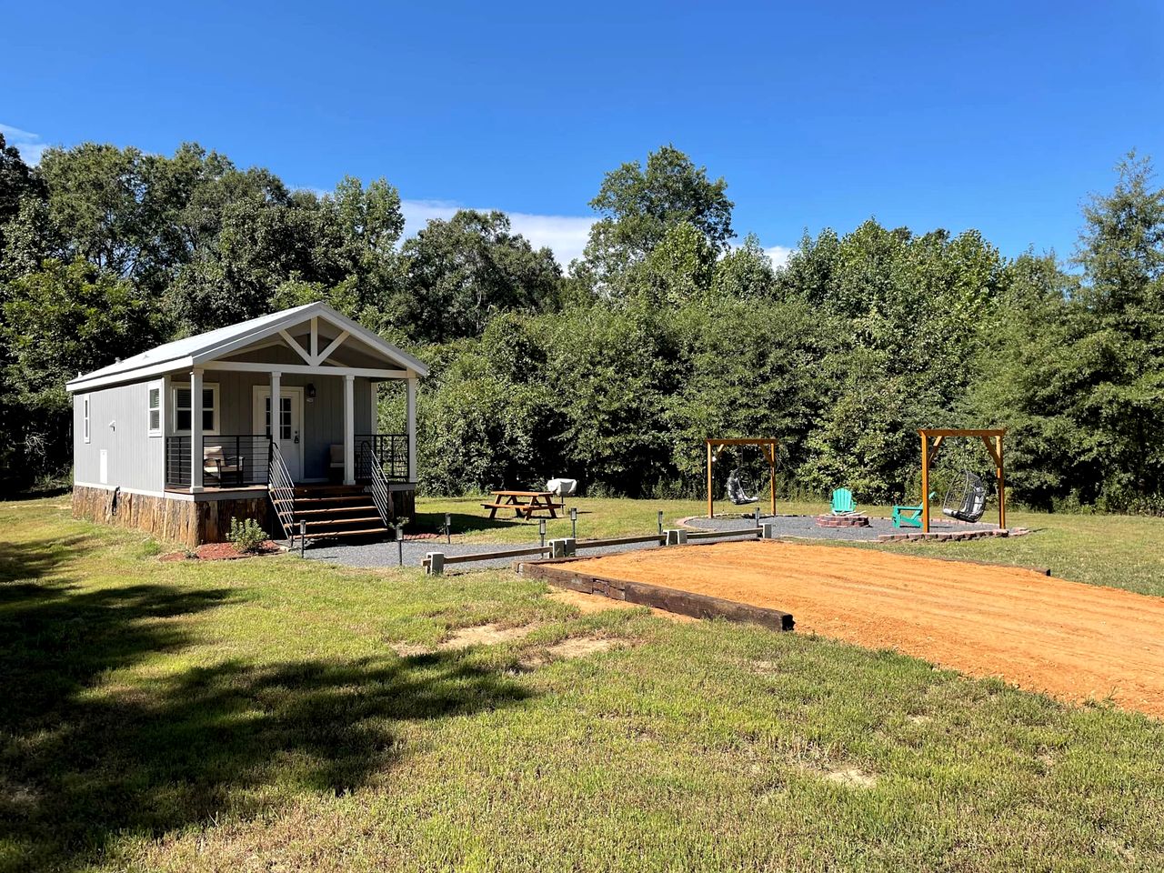 Cute Tiny House on Sixty Acres of Private Land for a Peaceful Glamping Getaway in Northern Mississippi