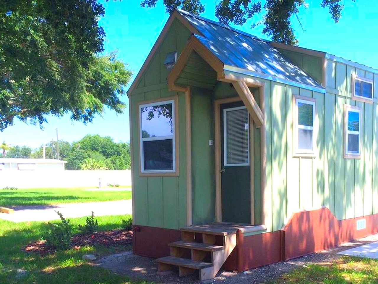 Tiny Houses (Winter Haven, Florida, United States)