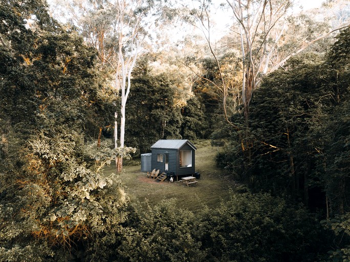 Cabins (Australia, --, New South Wales)