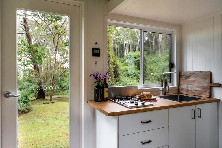 Cabins (Australia, --, New South Wales)