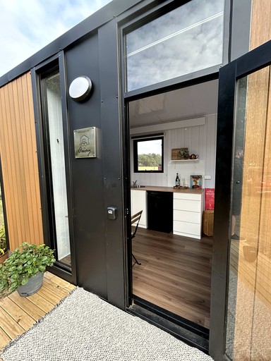 Tiny Houses (Australia, Greens Creek, Queensland)