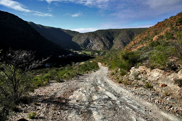 Romantic Stone Cottage Hideaway with Outdoor Bath near Oudtshoorn, South Africa | Cabins (De Rust, Western Cape, South Africa)