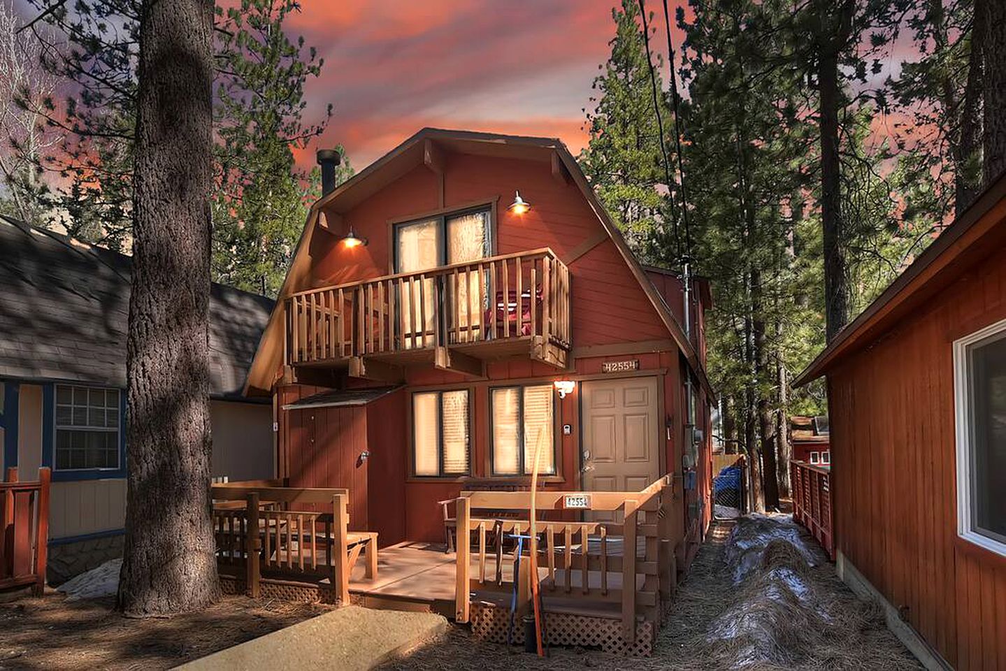 Cute Cabin with Fireplace and Private Patio in Big Bear Lake, California