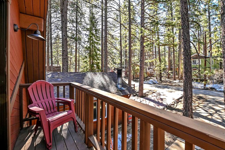 Cabins (United States of America, Big Bear Lake, California)