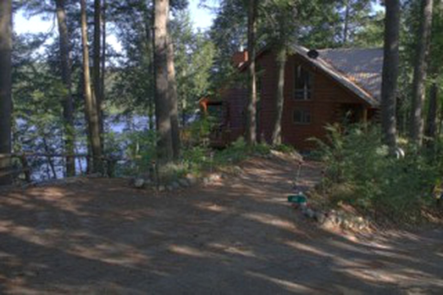 Cabins (Chestertown, New York, United States)