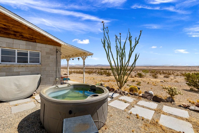 Cottages (United States of America, Twentynine Palms, California)