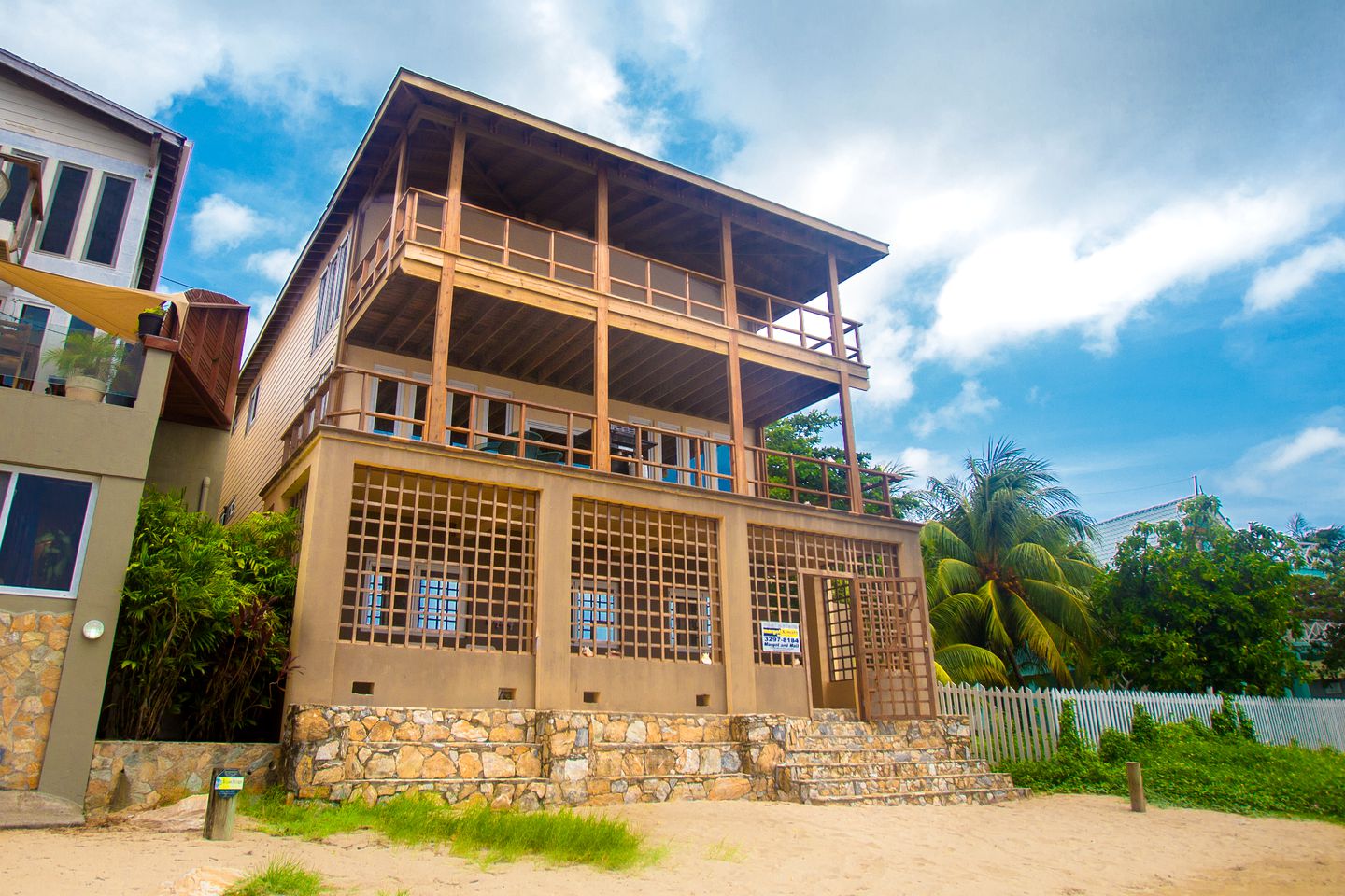 Casas en la playa (Roatan, Islas de la Bahía, Honduras)