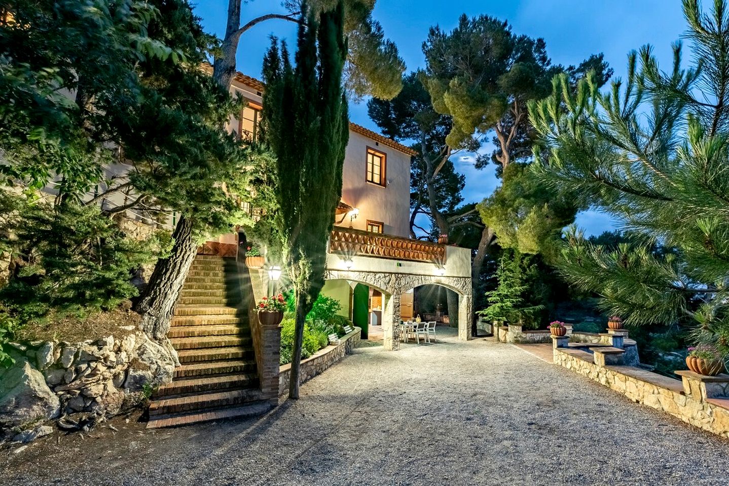 Breathtaking Villa Perfect a Dream Vacation In Catalonia, Spain