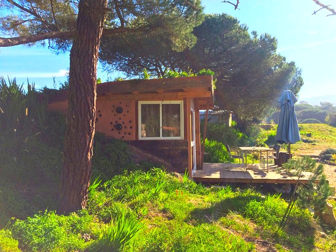 Yurts (Colares, Lisbon District, Portugal)