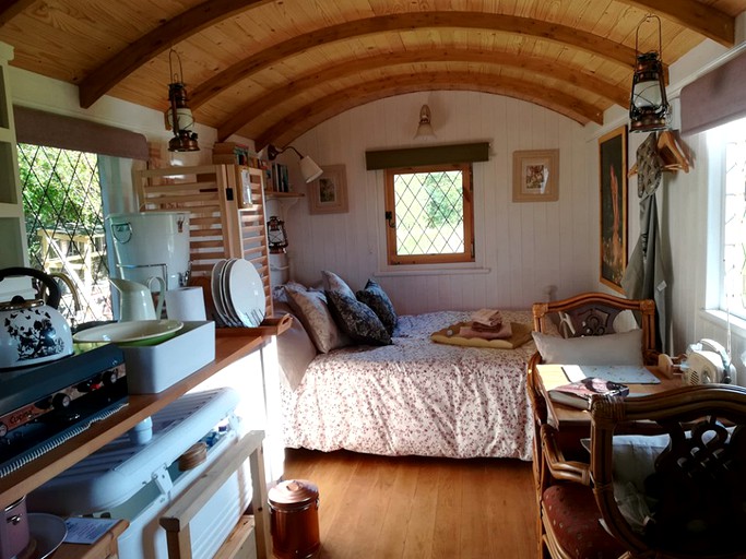 Caravans (Oswestry, England, United Kingdom)