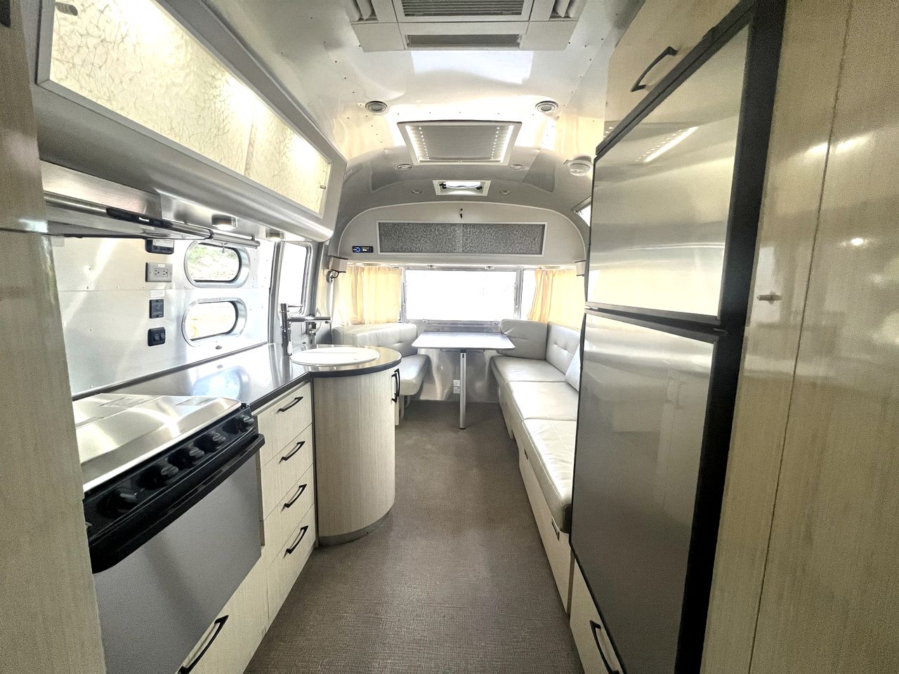 Caravans (United States of America, Orderville, Utah)