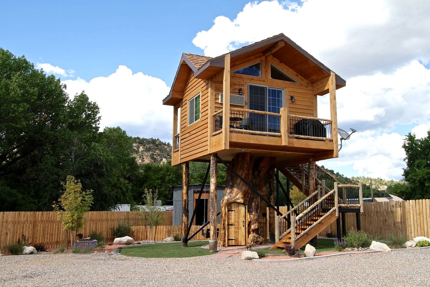Tree Houses (United States of America, Orderville, Utah)