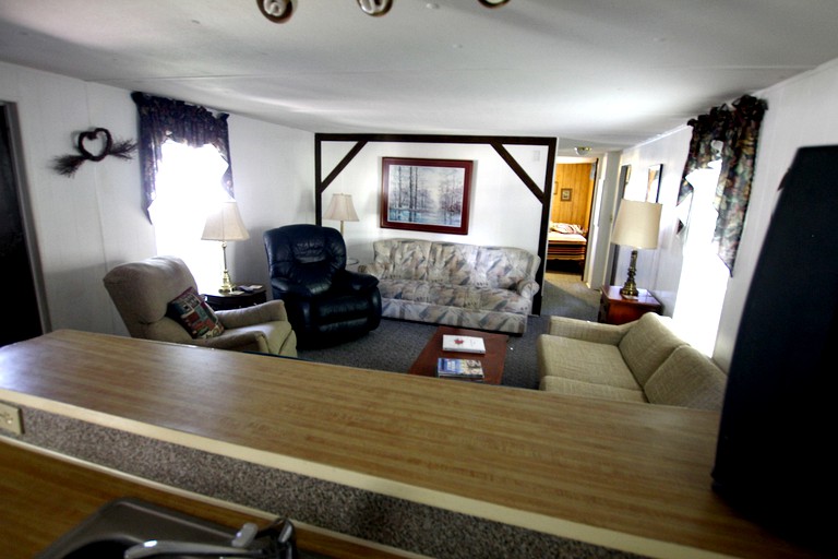 Cabins (Kingsland, Texas, United States)