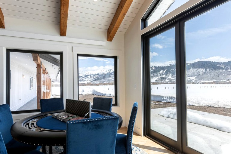 Vacation Rentals (United States of America, Alpine, Wyoming)