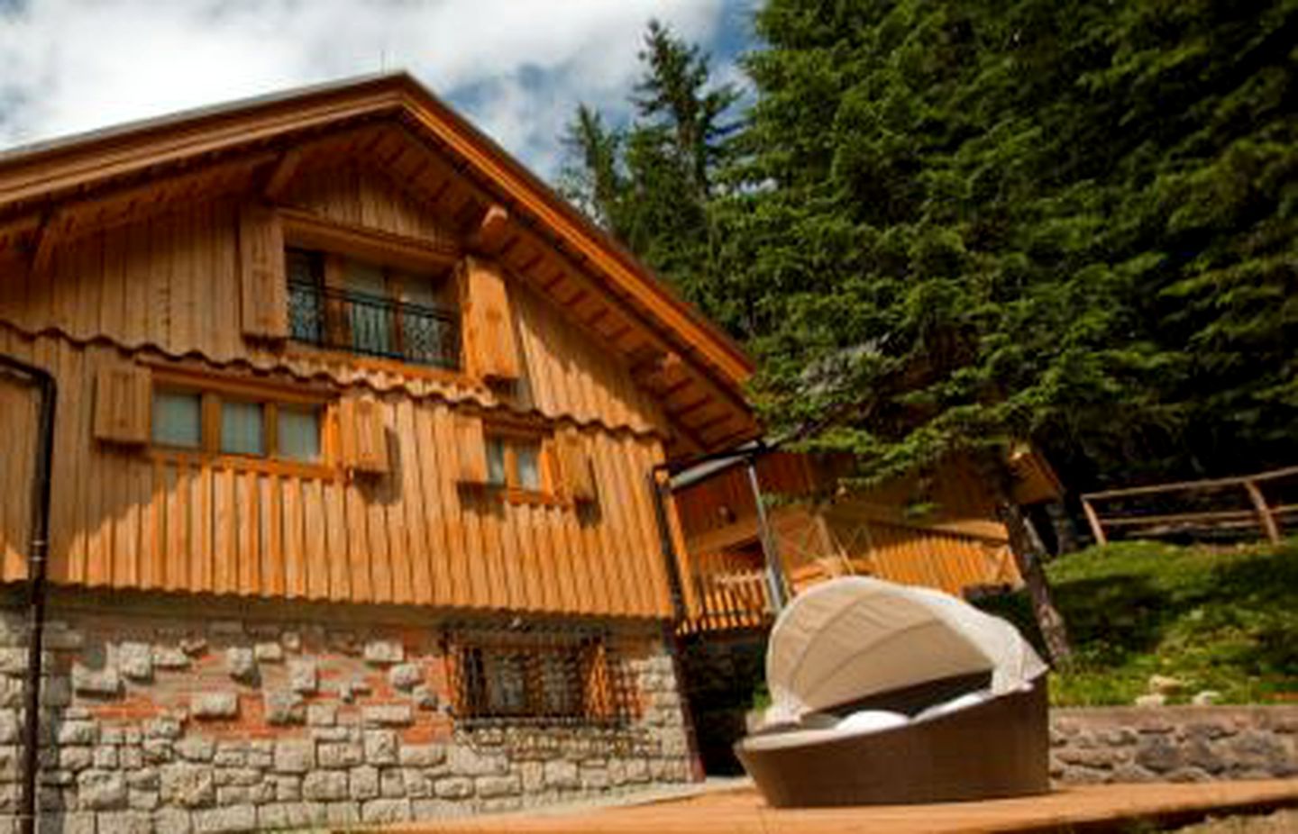Albergues (Goreljek, Alta Carniola, Eslovenia)