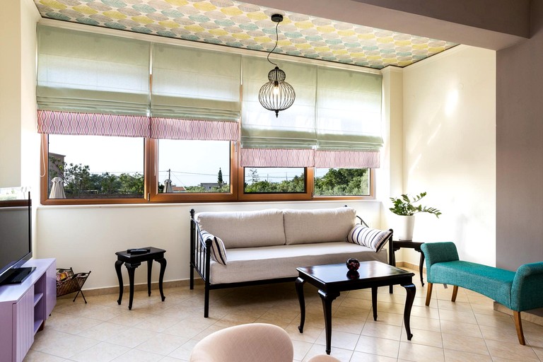 Vacation Rentals (Greece, Prines, Crete)