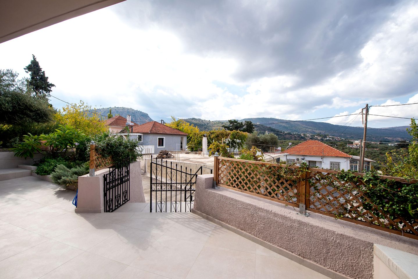Stylish 3-Bedroom Villa with Private Garden and BBQ Retreat in Chania, Crete