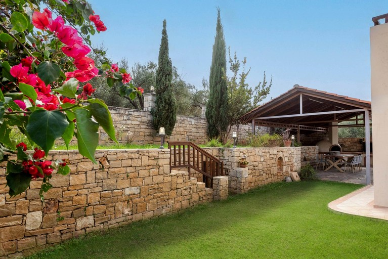 Villas (Greece, Achlades, Crete)