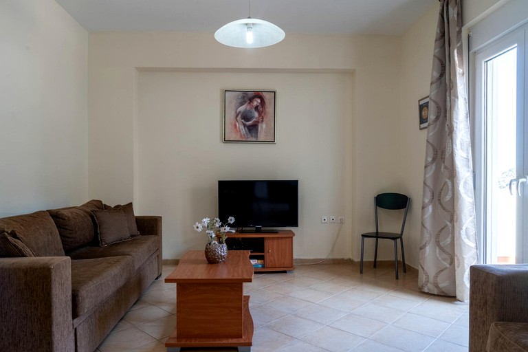 Vacation Rentals (Greece, Bali, Crete)