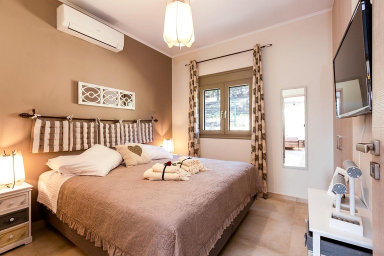 Vacation Rentals (Greece, Rethymno, Crete)