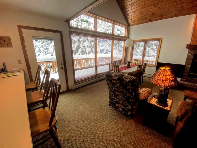 Cabins (United States of America, --, New Hampshire)