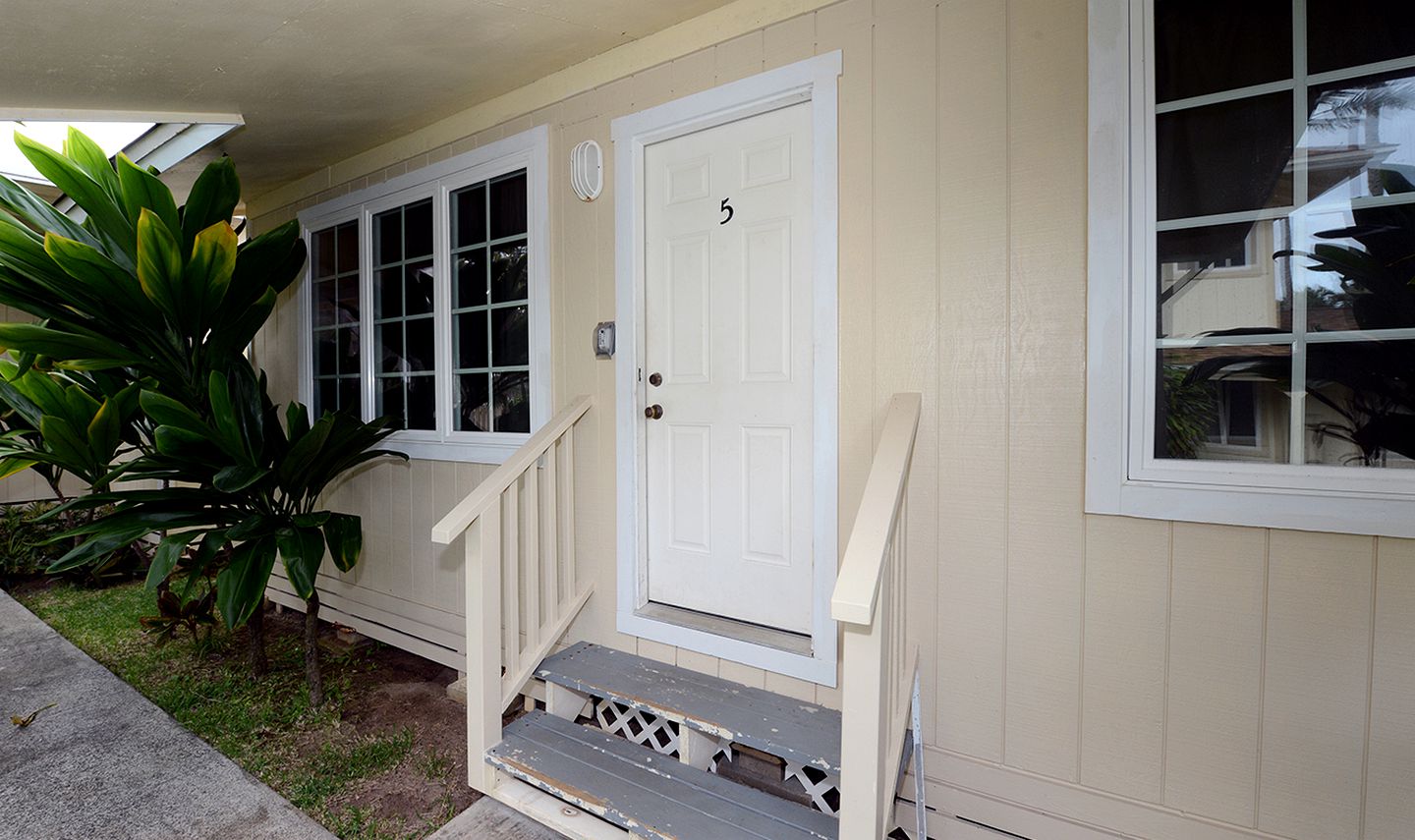 Cottages (Waimanalo, Hawaii, United States)