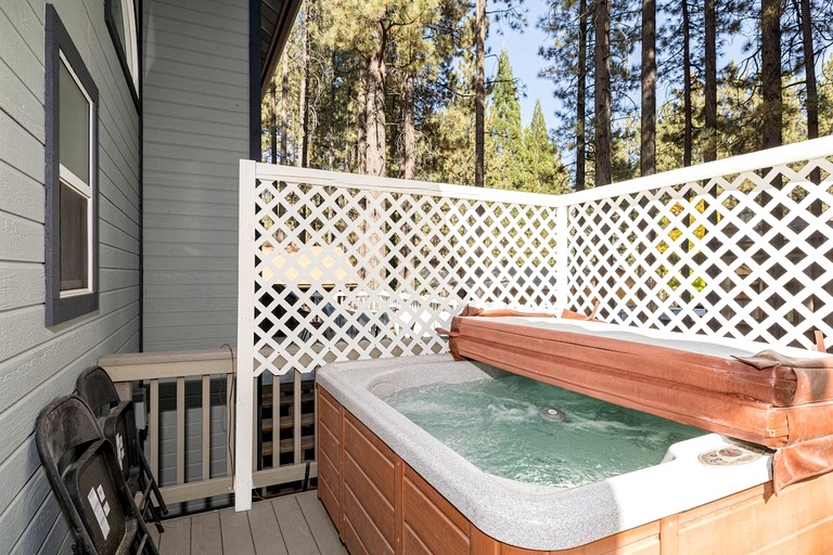 Cottages (United States of America, Big Bear Lake, California)