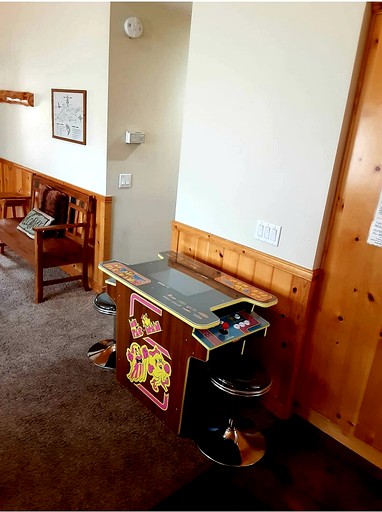 Cabins (United States of America, Big Bear Lake, California)