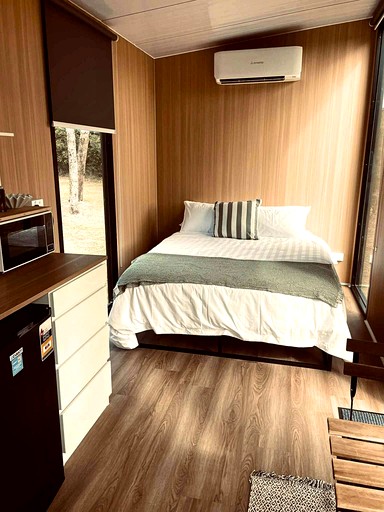 Tiny Houses (Australia, Strathdickie, Queensland)