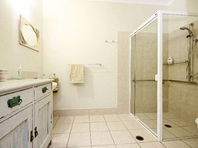 Nature Lodges (Gold Coast, Queensland, Australia)