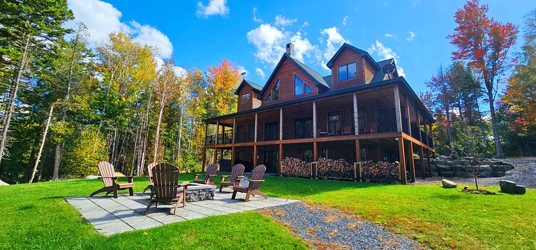 Cabins (United States of America, Beaver Cove, Maine)